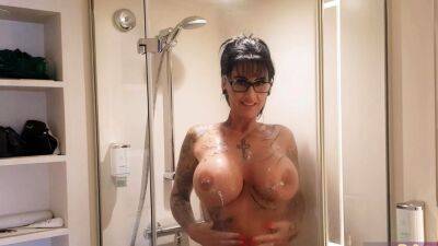 German big boobs escort tattoo milf shave pussy under shower - drtuber.com - Germany