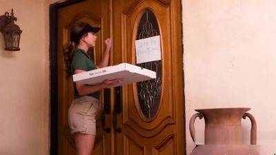 Busty Milf Licks Pizza Delivery Teen 18+ - hotmovs.com