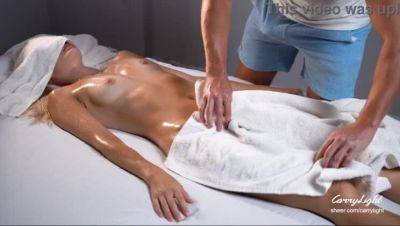 Dirty Masseur Fucks MILF Client with Rough Massage - xxxfiles.com