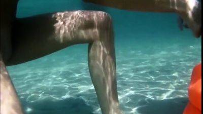 Naked Swimming MILF Gives Underwater Handjob Until He Cums - drtuber.com
