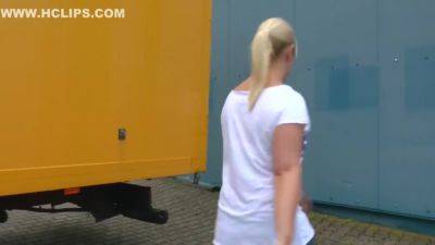 Blonde Milf Gets Fucked In The Back Of The Truck - hclips.com